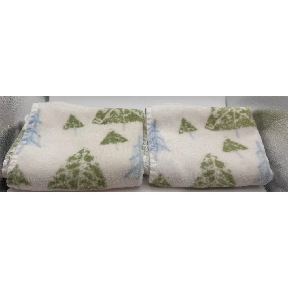 Rare Nautica Home Tree Farm Green Pine Tree Cotton Fingertip Towels Set of 2